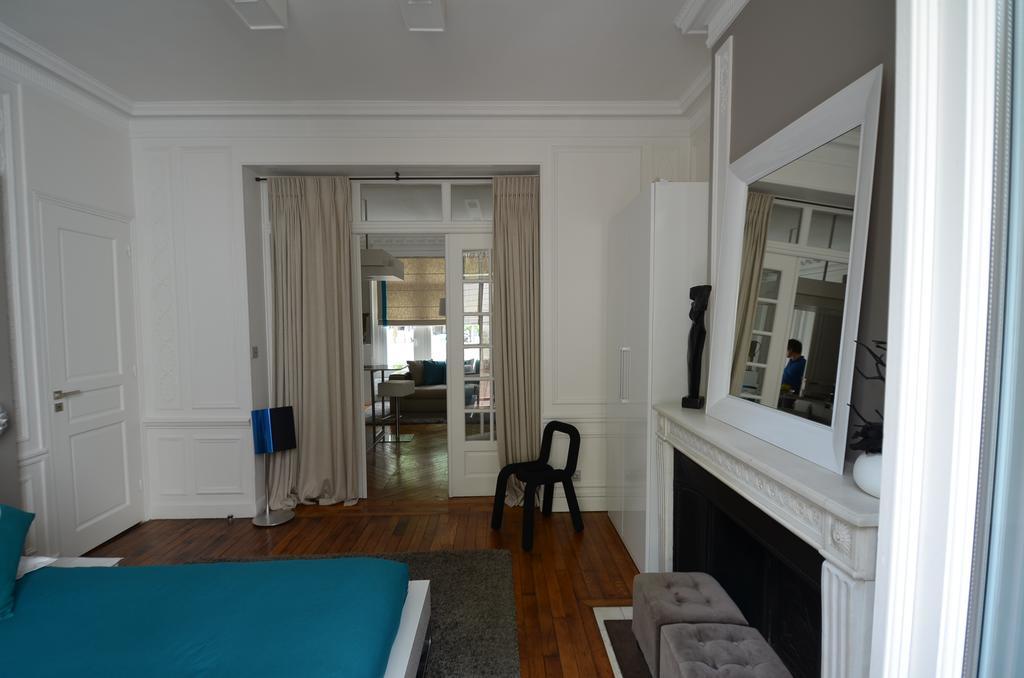 Le Jardin De Rochegrosse Bed & Breakfast Paris Bagian luar foto